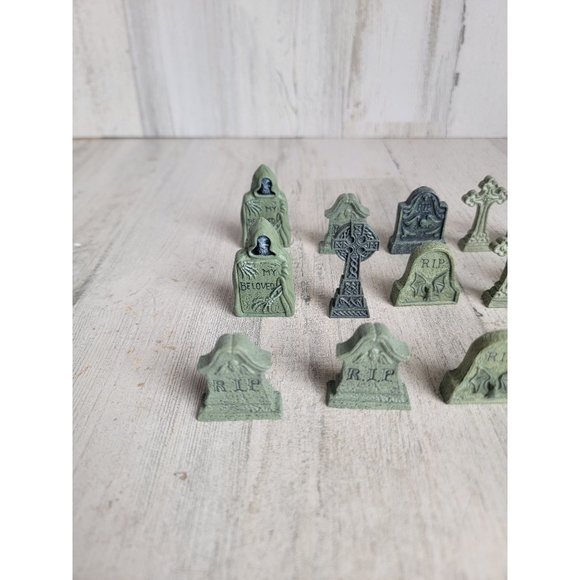 Dept 56 graveyard tombstones set cross Halloween Rip - Picture 2 of 10